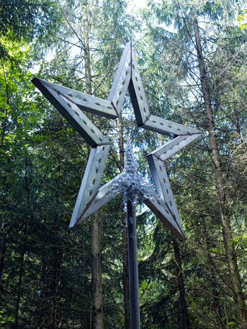 Sculpture in the forest at Vent des Forets