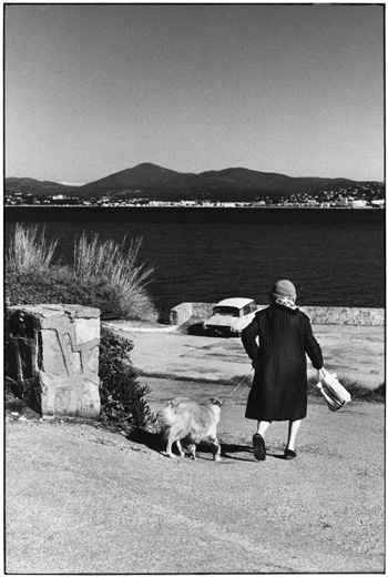 © Elliott Erwitt _ Coutesy Polka Galerie